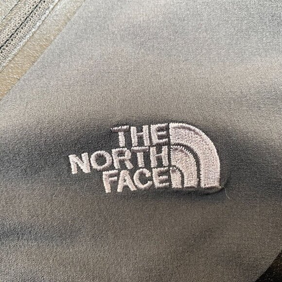 The North Face Men's Half-Zip Pullover Sweatshirt XL Polyester Gray & Blue - Picture 6 of 9
